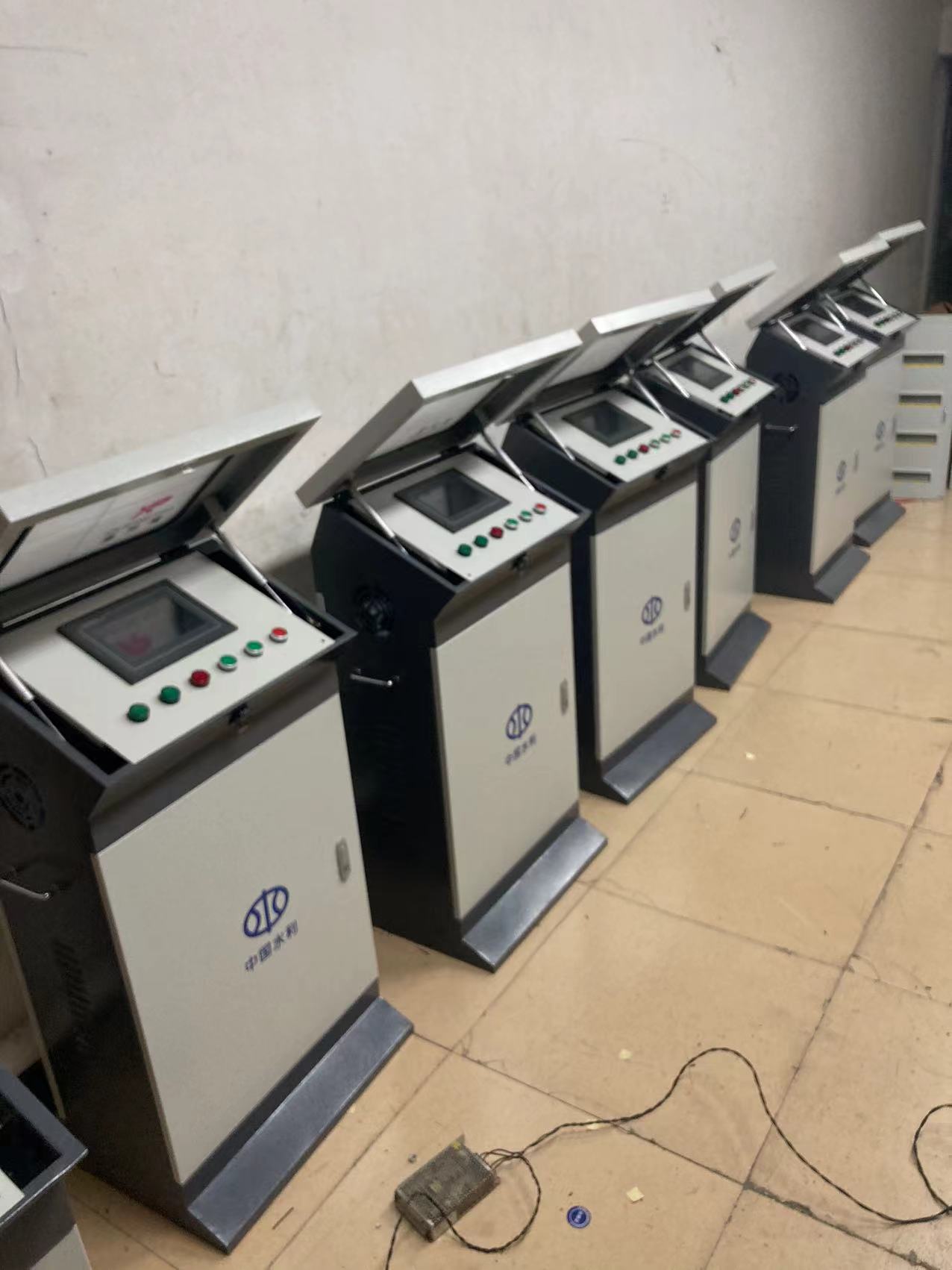 灌区闸门远程控制装置